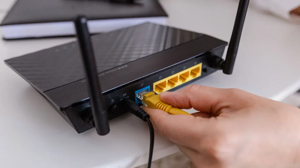 Utiliza una conexión por cable en lugar de wifi